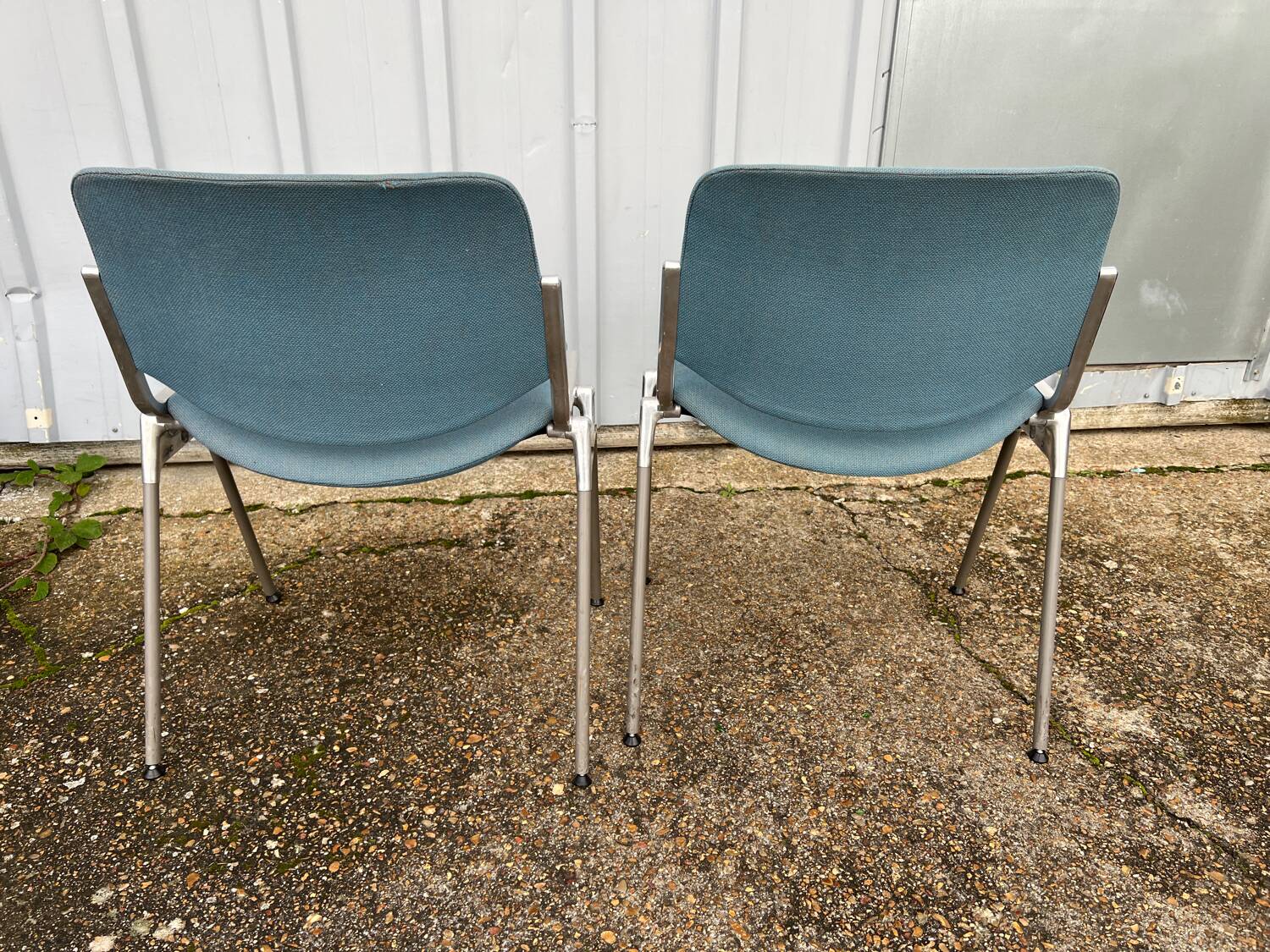 Pair of chairs by G. Piretti for Castelli