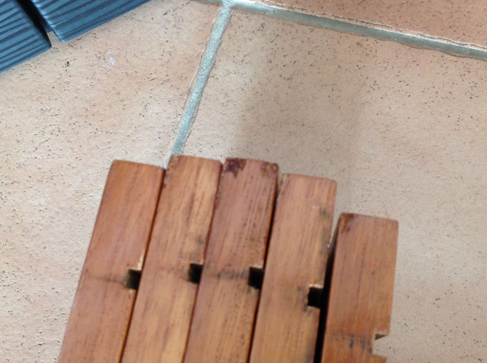 Black metal and wood shelf 60/70