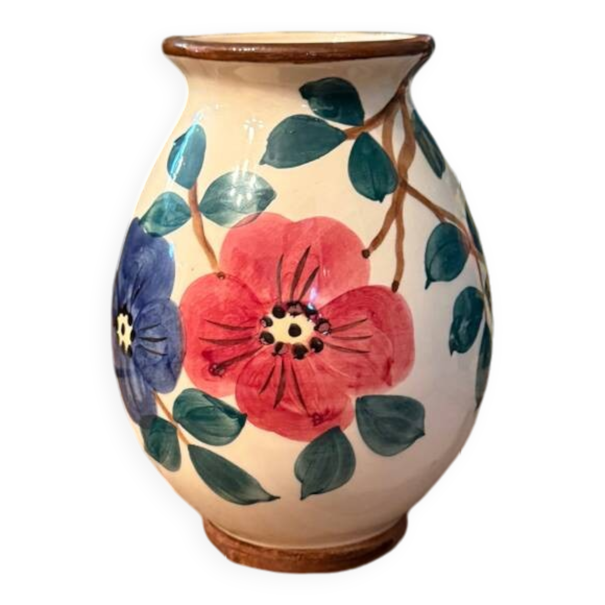 Small ceramic vase with flowers Saint Clement