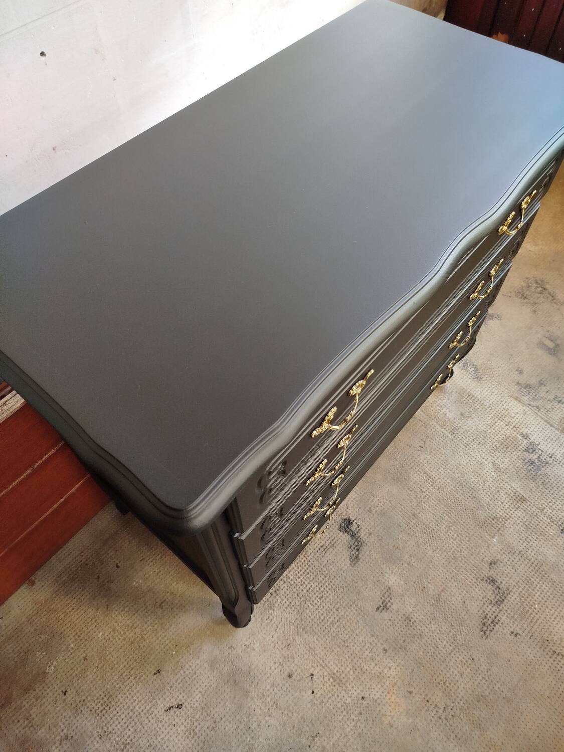 Vintage chest of drawers refurbished in black