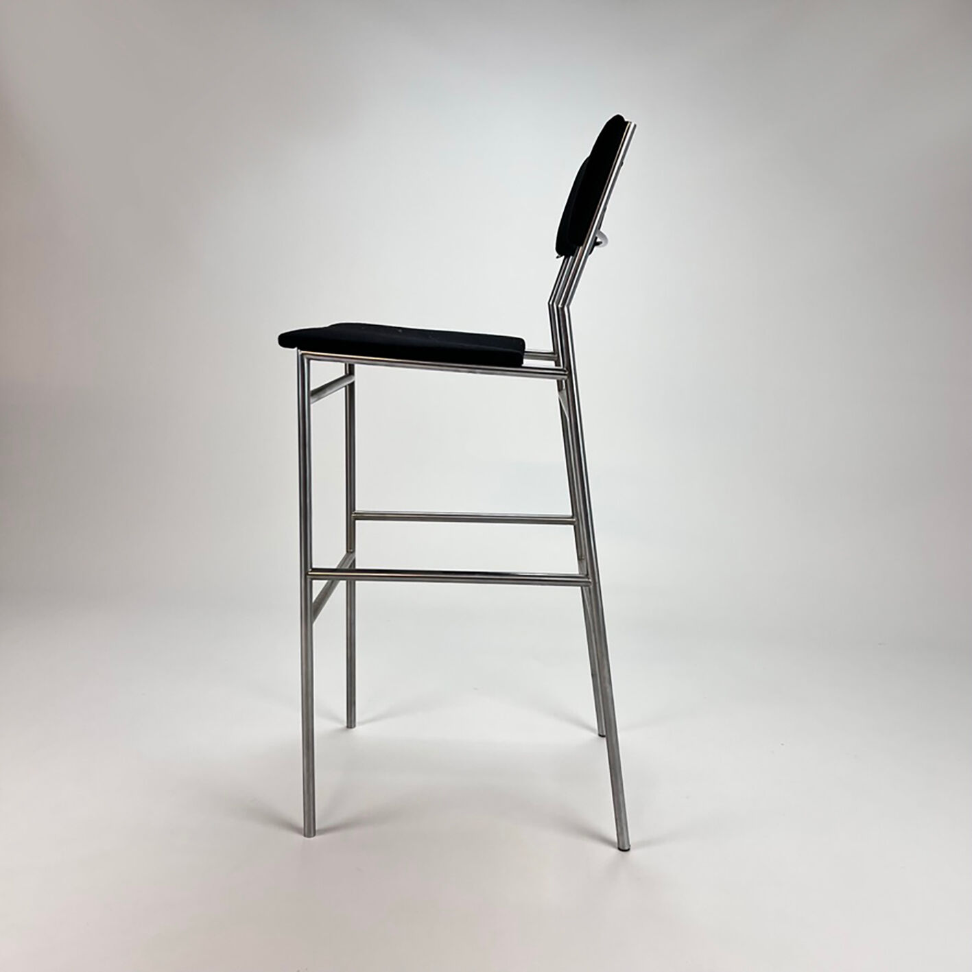 Ensemble de 5 tabourets de bar Spectrum, années 2000