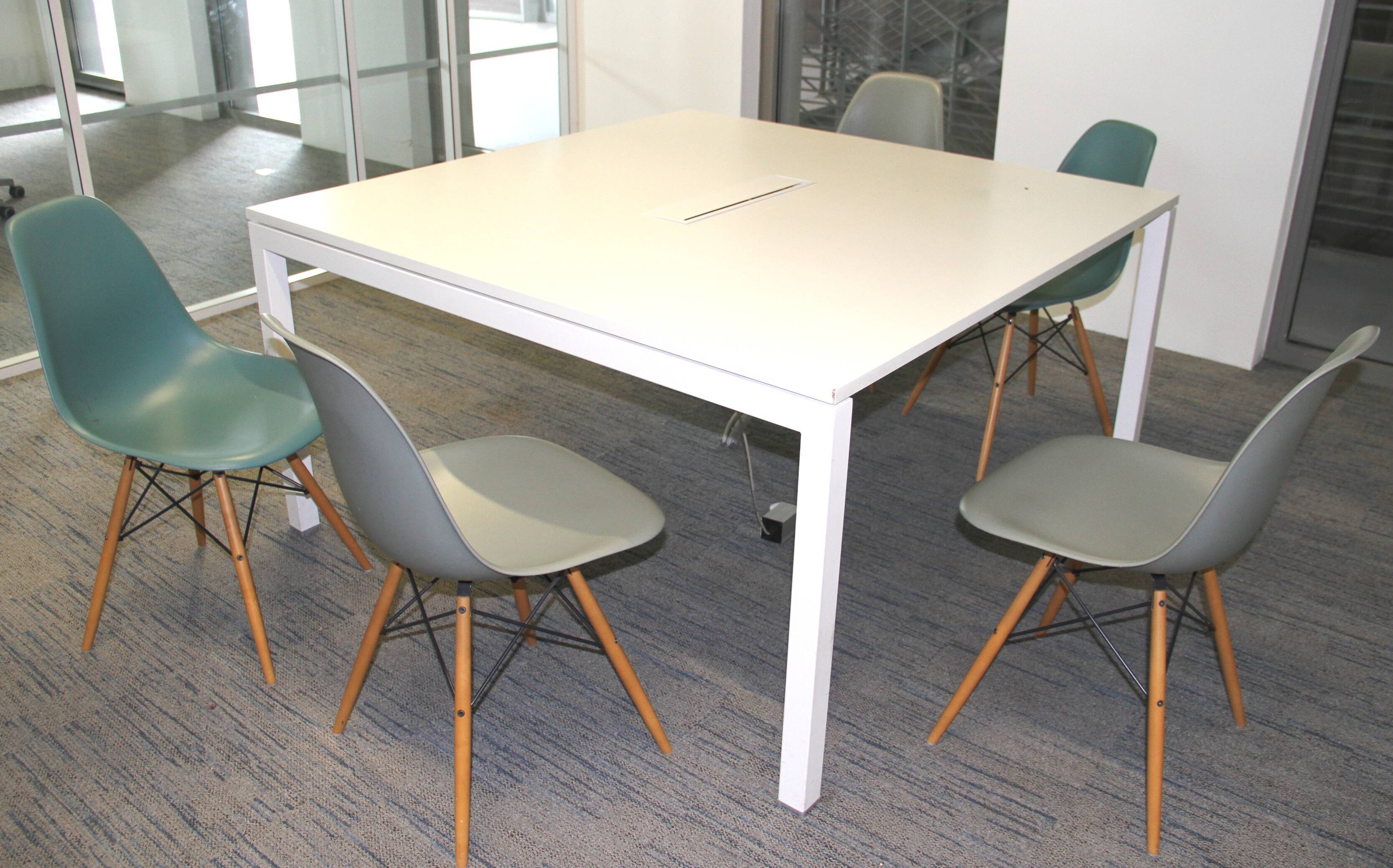 DSW chair, Charles & Ray Eames, Vitra