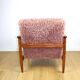Fauteuil GFM-142 conçu par Edmund Homa des années 70, cheveux longs roses - 2 pièces disponibles.