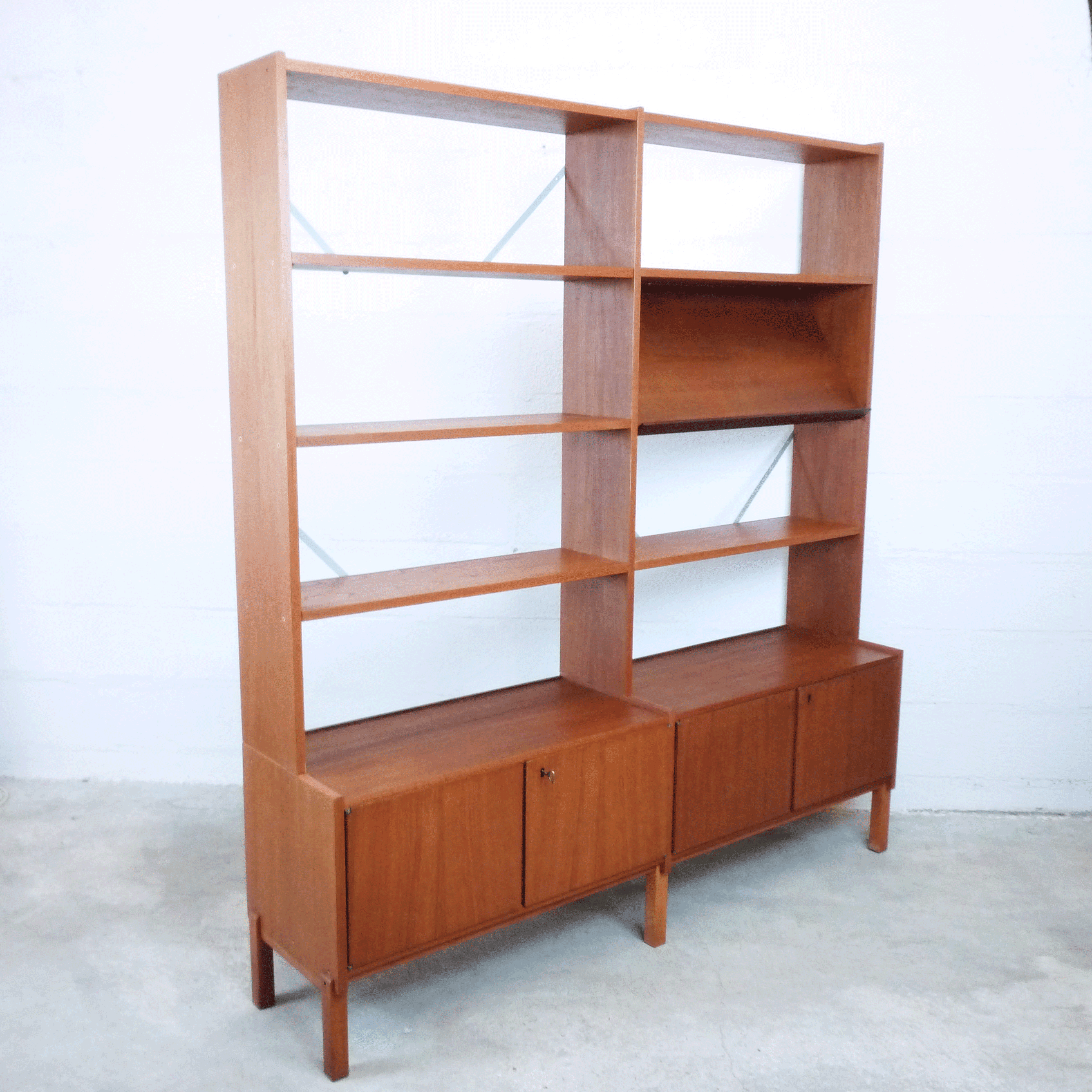 Teak bookcase Sweden, 1960