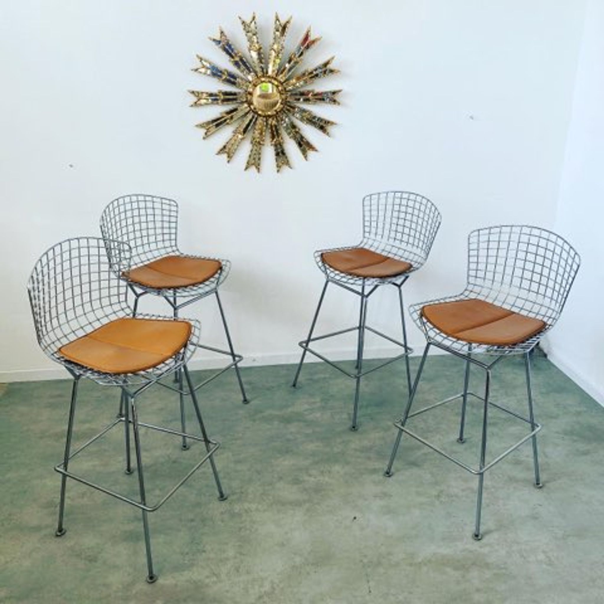 Lot de 4 tabouretls de bar Bertoia Knoll