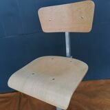 Adjustable workshop chair