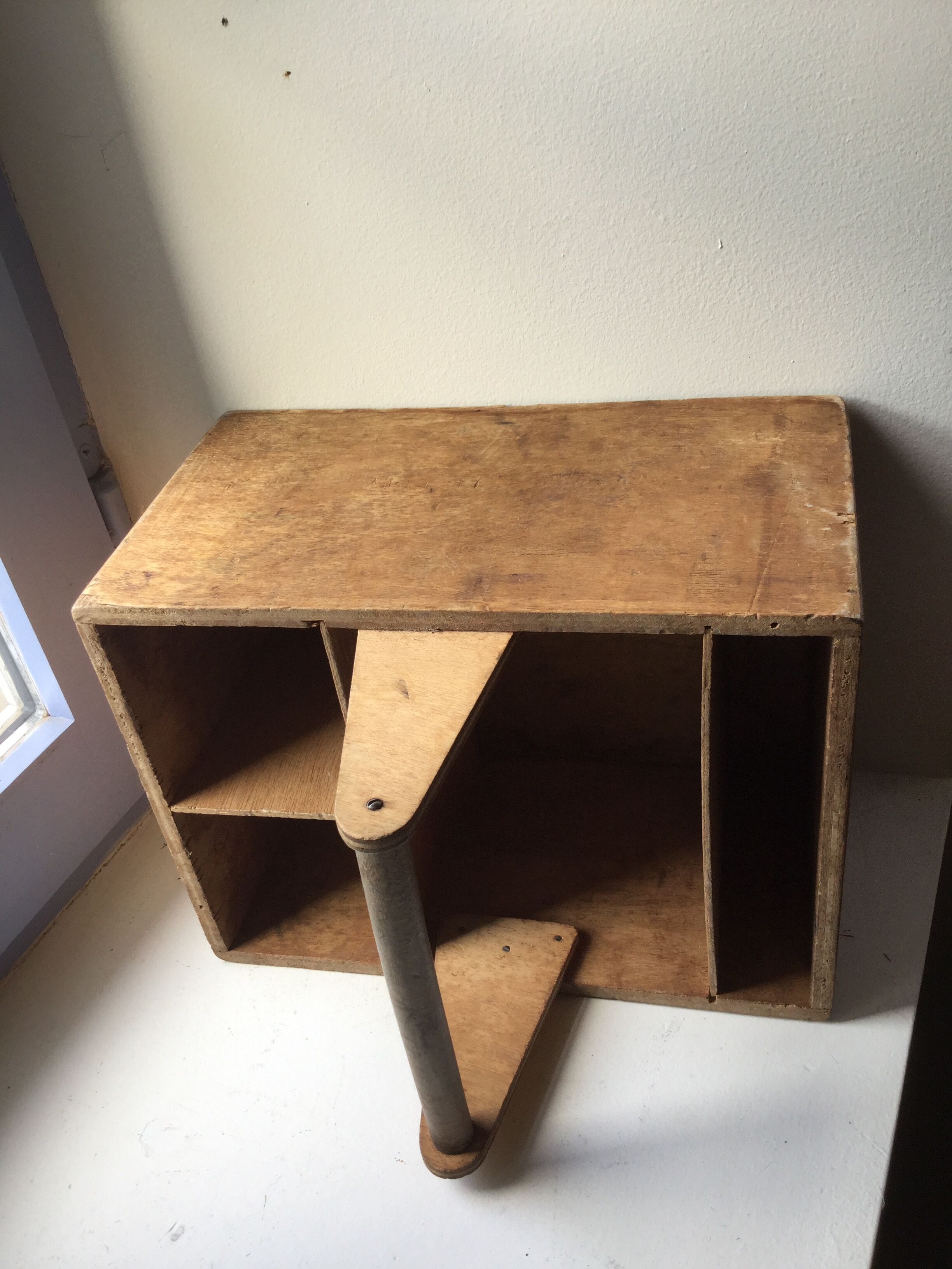 Storage basket the 1950s vintage wooden