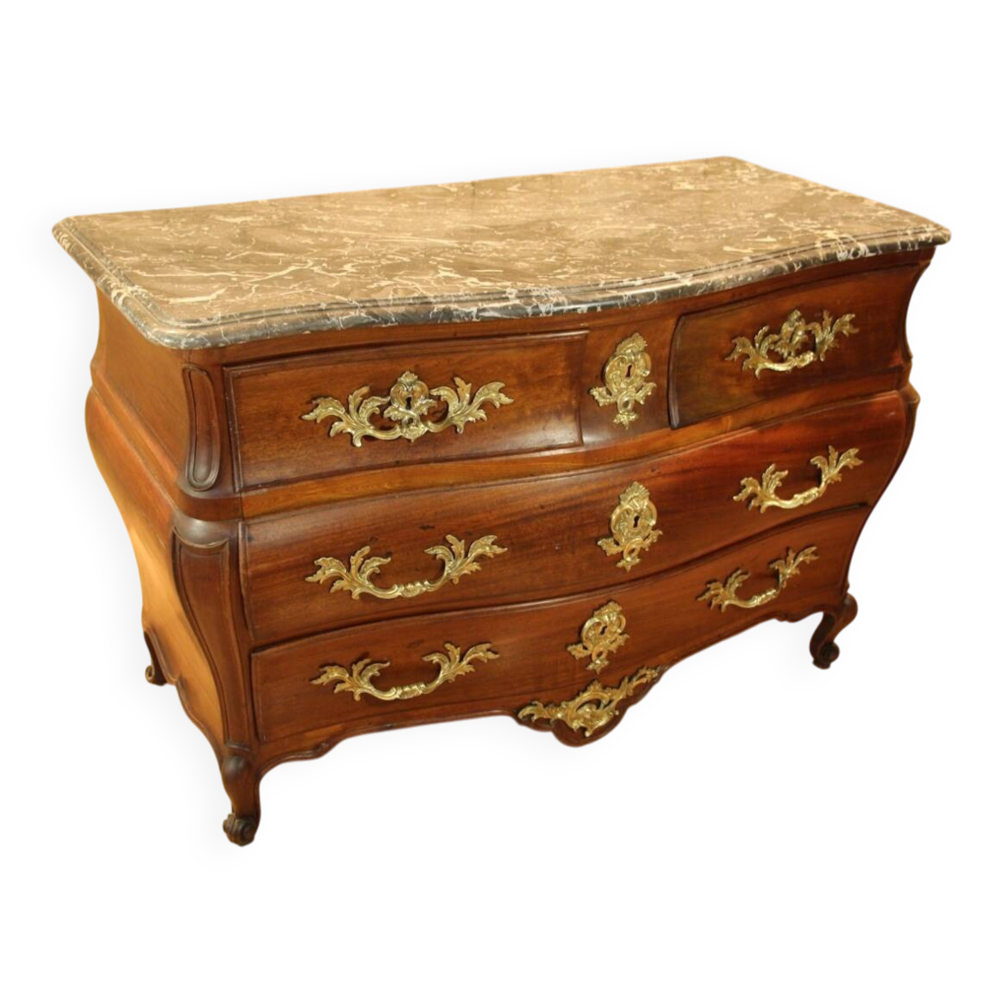 Early 18th century mahogany chest of drawers, port work