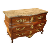 Commode tombeau début XVIIIème en acajou , travail de port