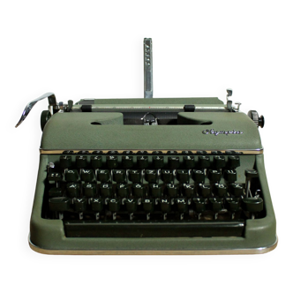 Machines à écrire de seconde main & sélectionnées avec soin - Selency