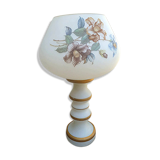 vase cornet opaline white