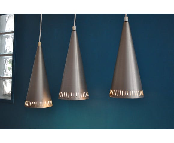 Suite de 3 suspensions coniques suédoises, 1960