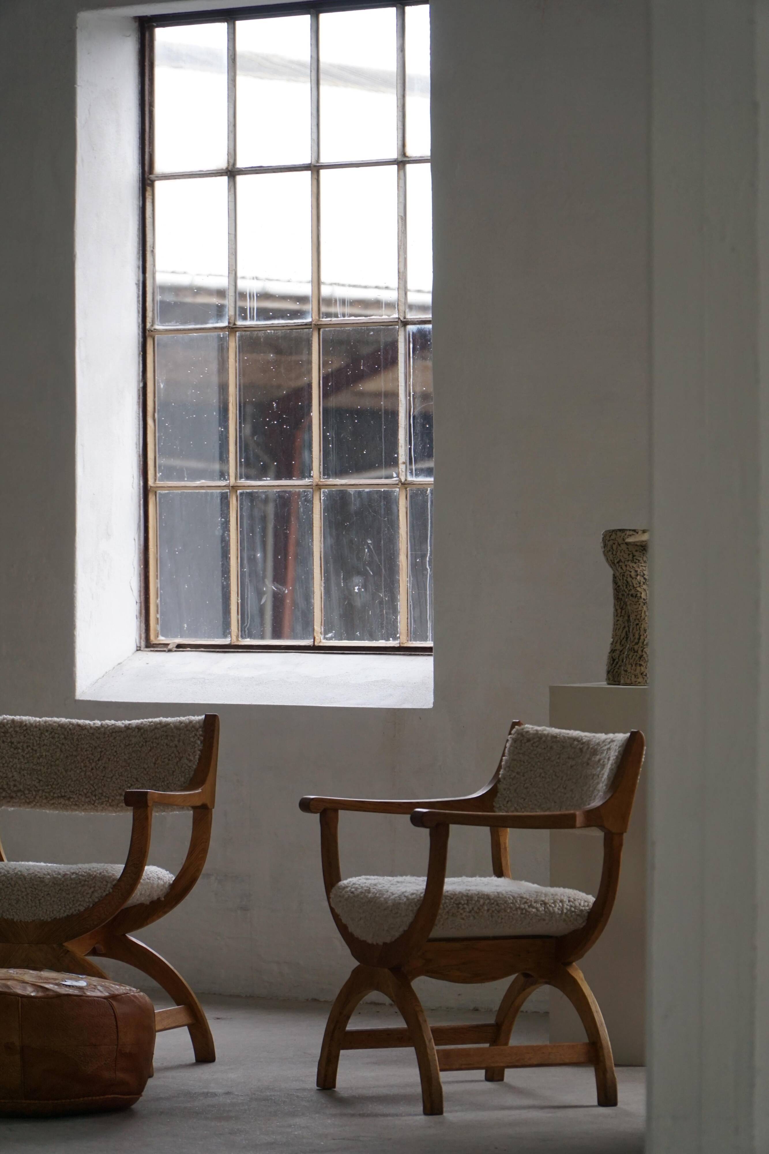 Henning Kjærnulf, Oak and lambswool armchair, "Kurul" model, Mid-century, 1960s