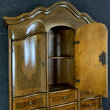 Italian cabinet Louis XV has crossbow façade in walnut and mark