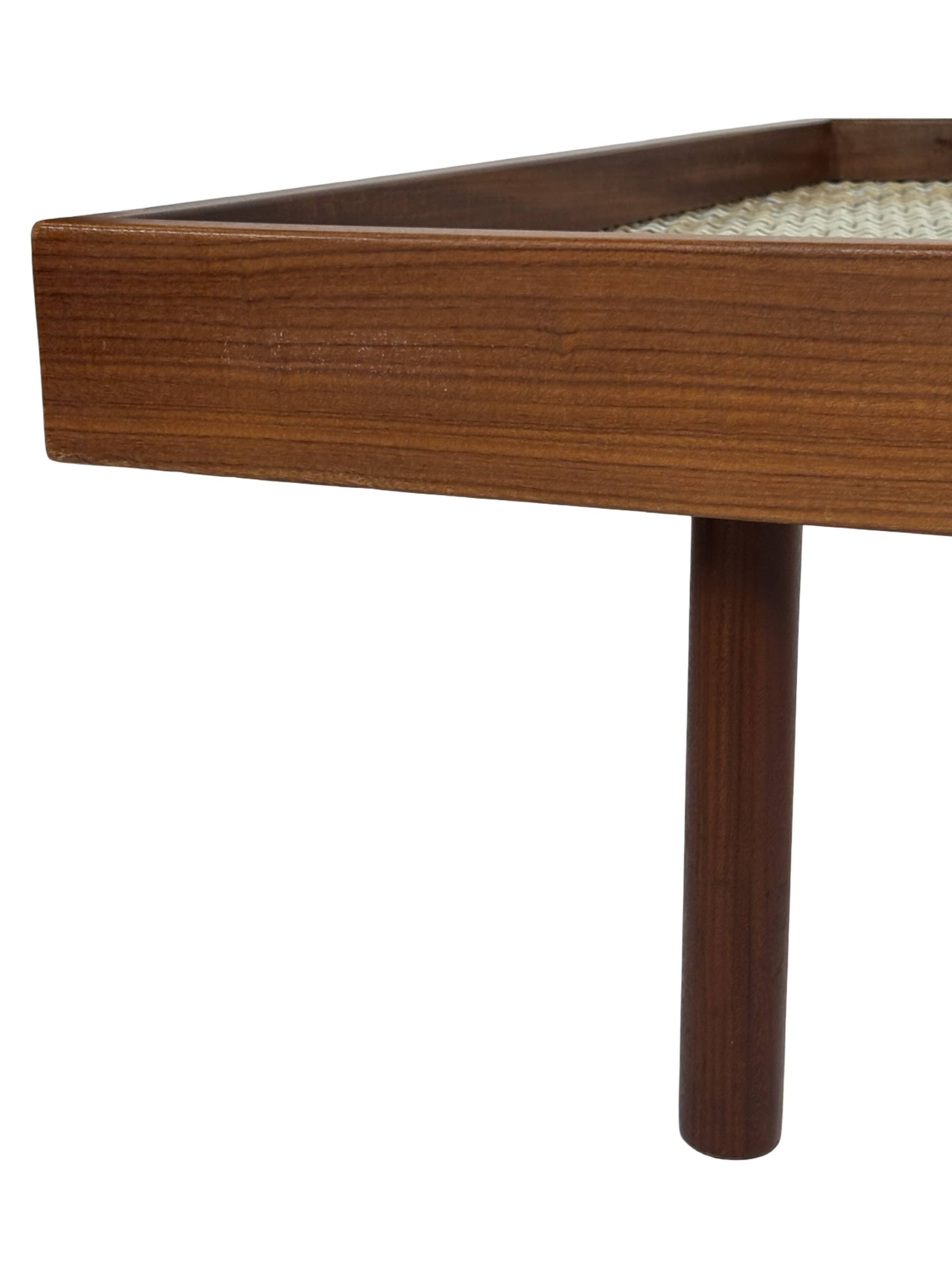 Vintage daybed minimalist design in Teak 1960s