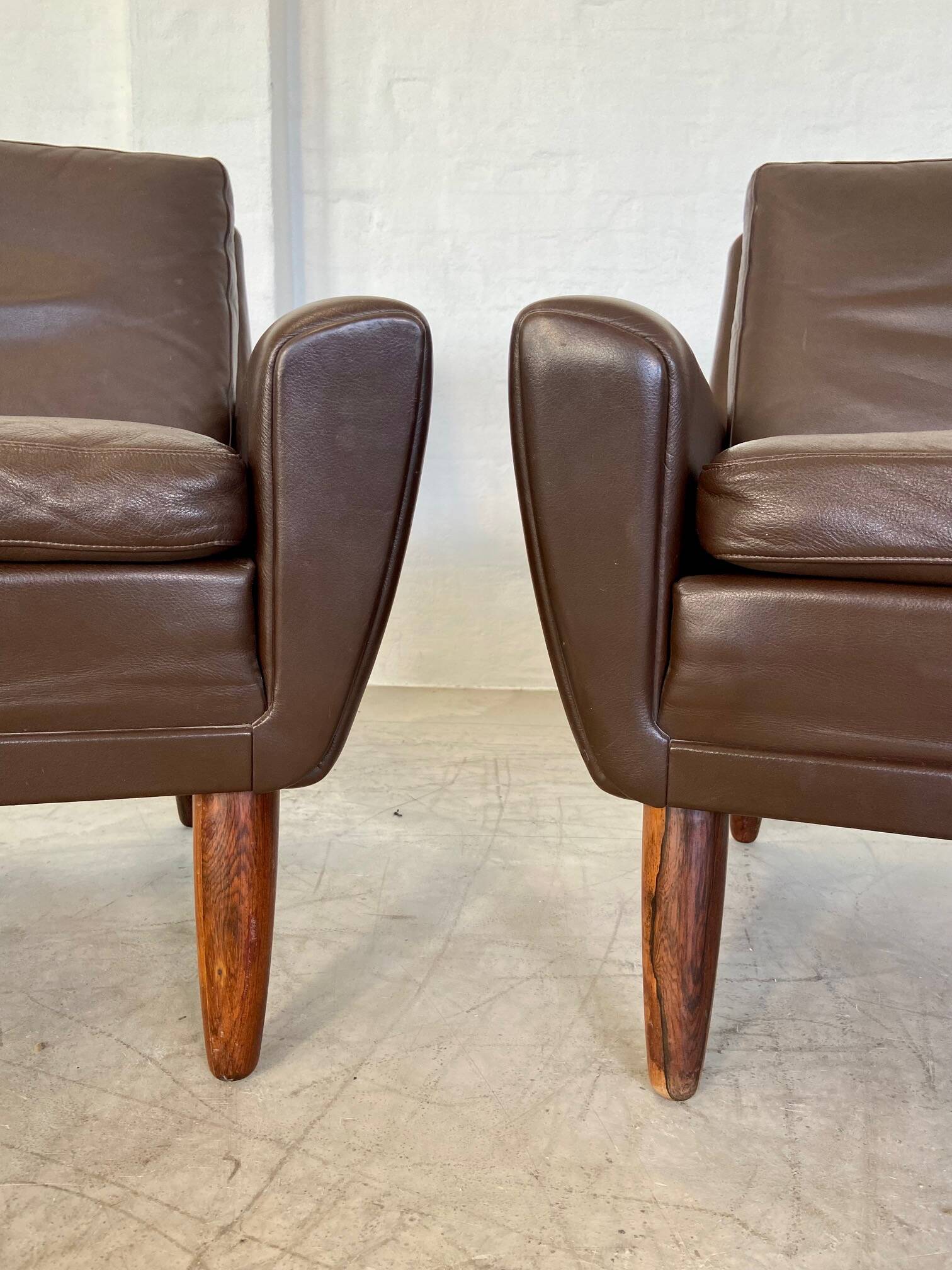 Vintage retro danish mid-century g. thams club chairs in coco brown leather