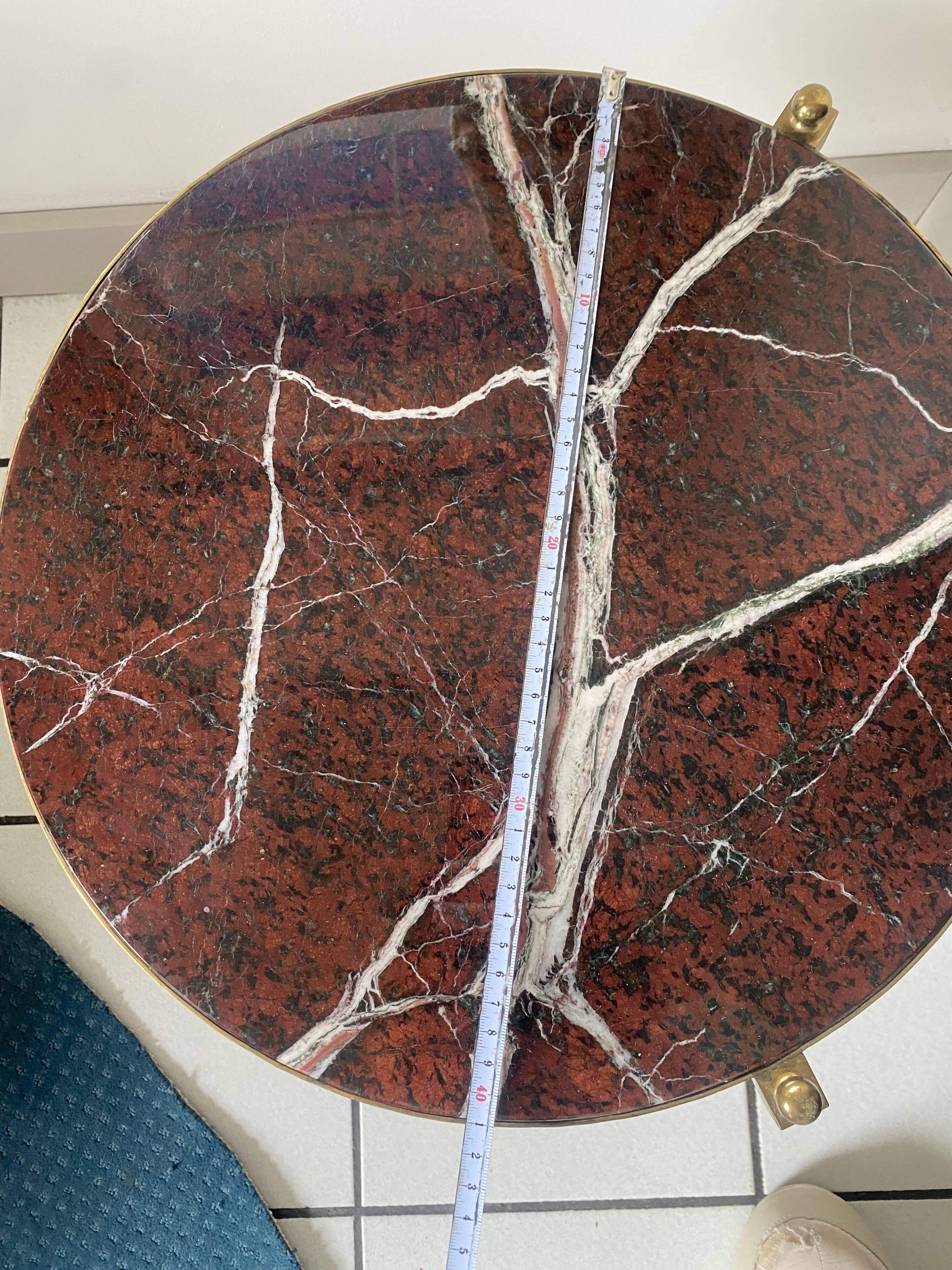 Pedestal table/Side table