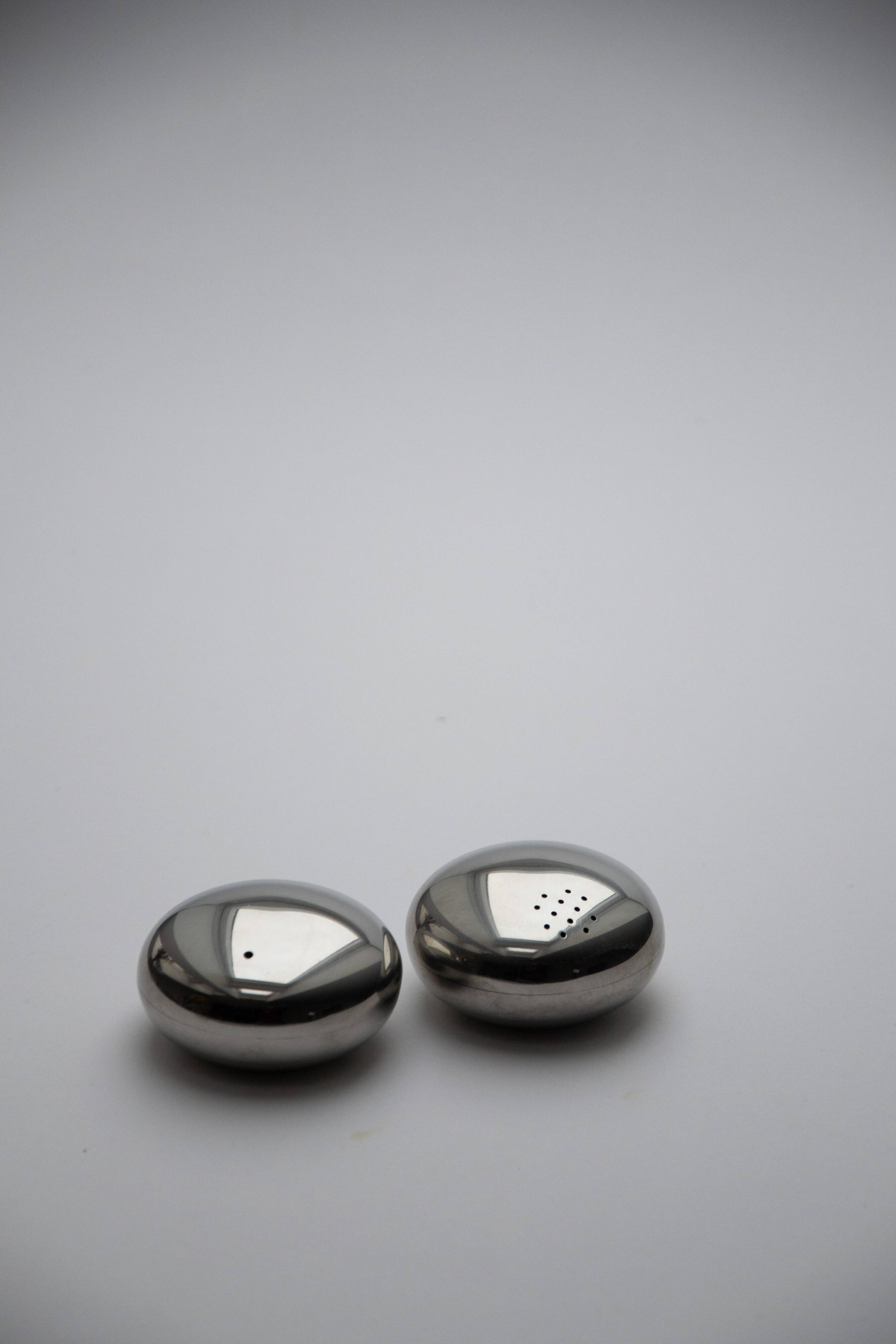 Rare salt and pepper shaker – Georg Jensen, stainless steel