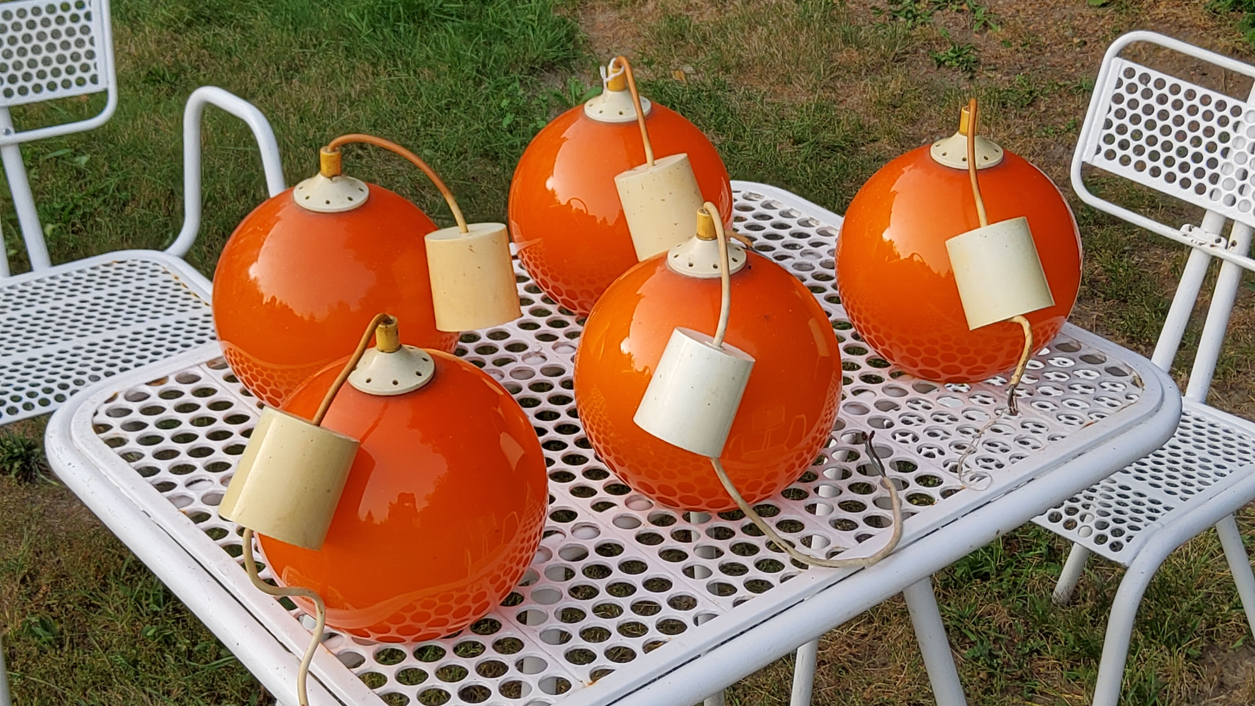 Set of 5 orange glass ball pendants from the 70s