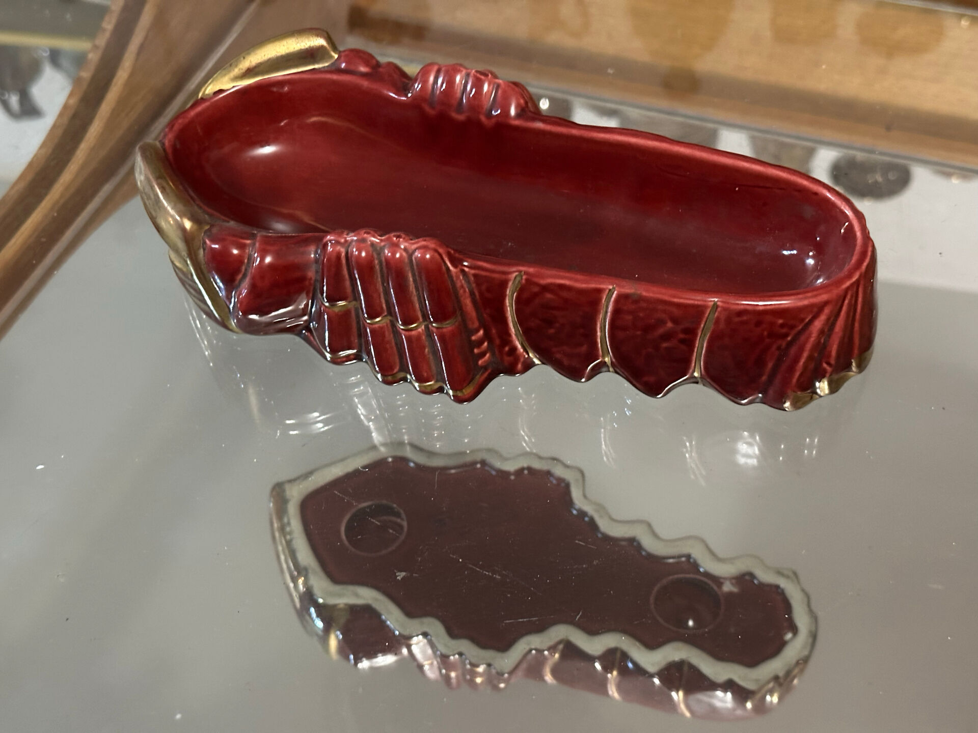 Pocket tray Michel Caugant, ruby-red ceramic and gilding - Vintage
