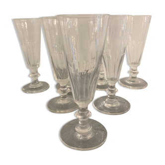 Set de 7 flûtes anciennes en verre soufflé