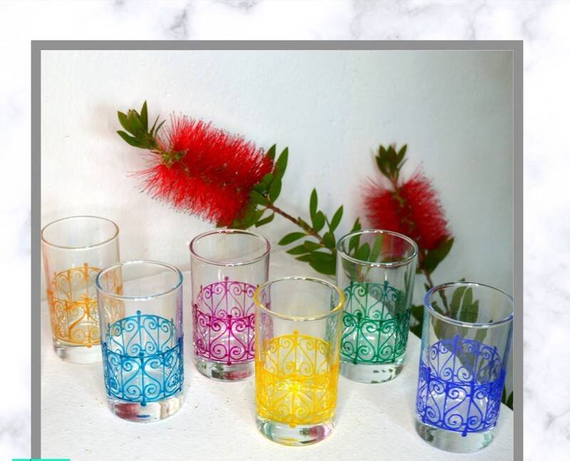 6 multicoloured hand-painted oriental style tea glasses