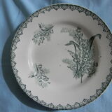 Miscellaneous set of 4 old flat earthenware plates.