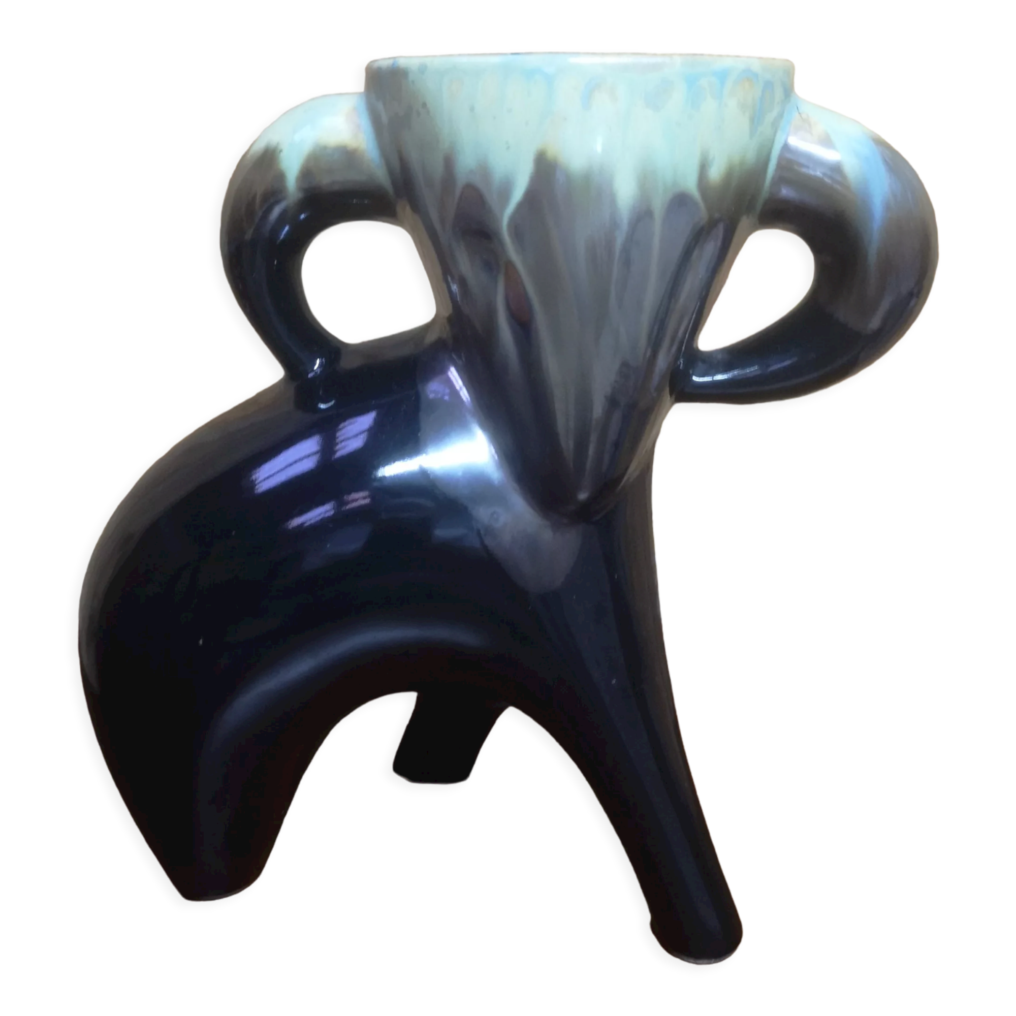 Zoomorphic ram vase 50 60 tripod