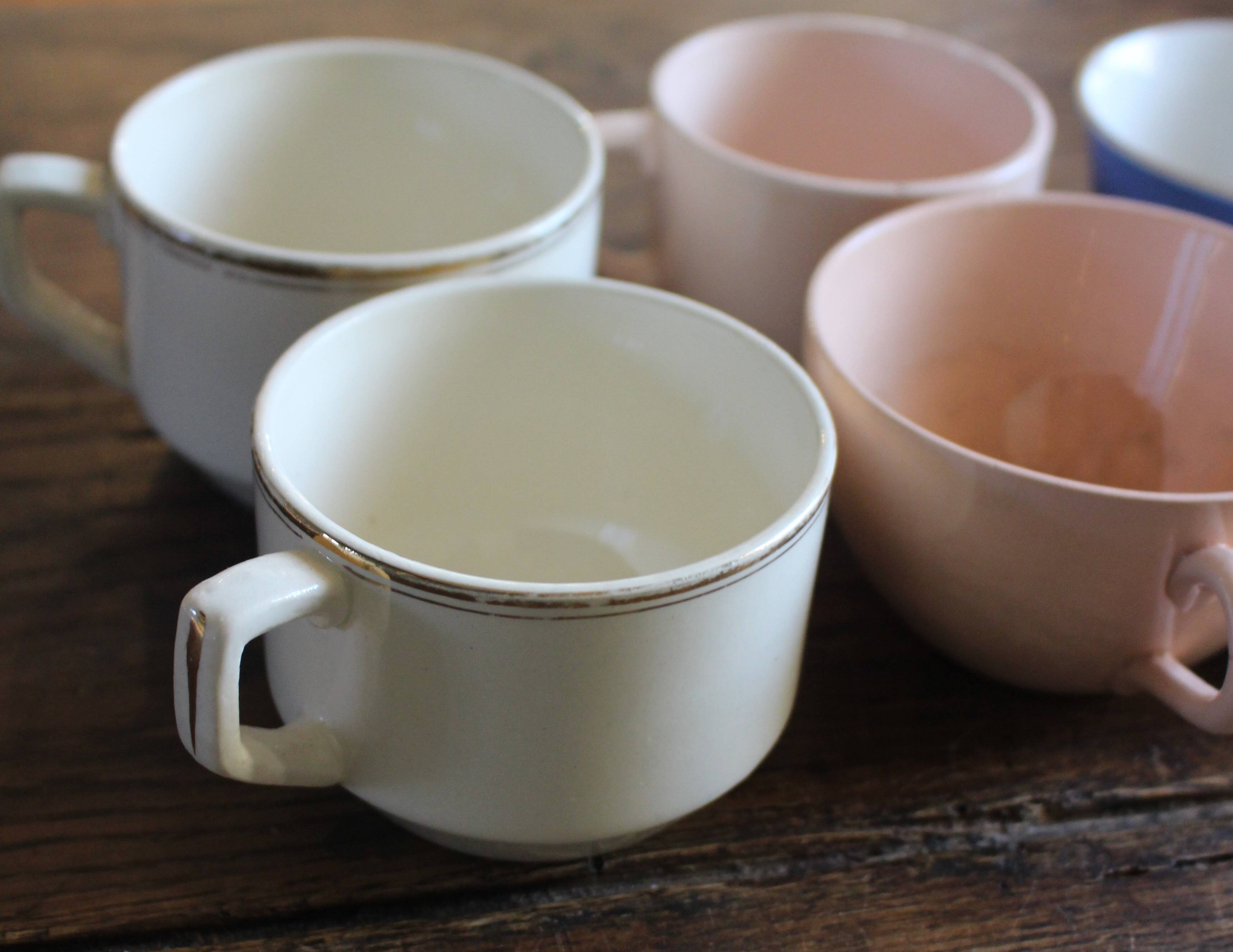 A set of 6 pink, blue, and cream cups from Digoin Céranord Villeroy Art Deco.