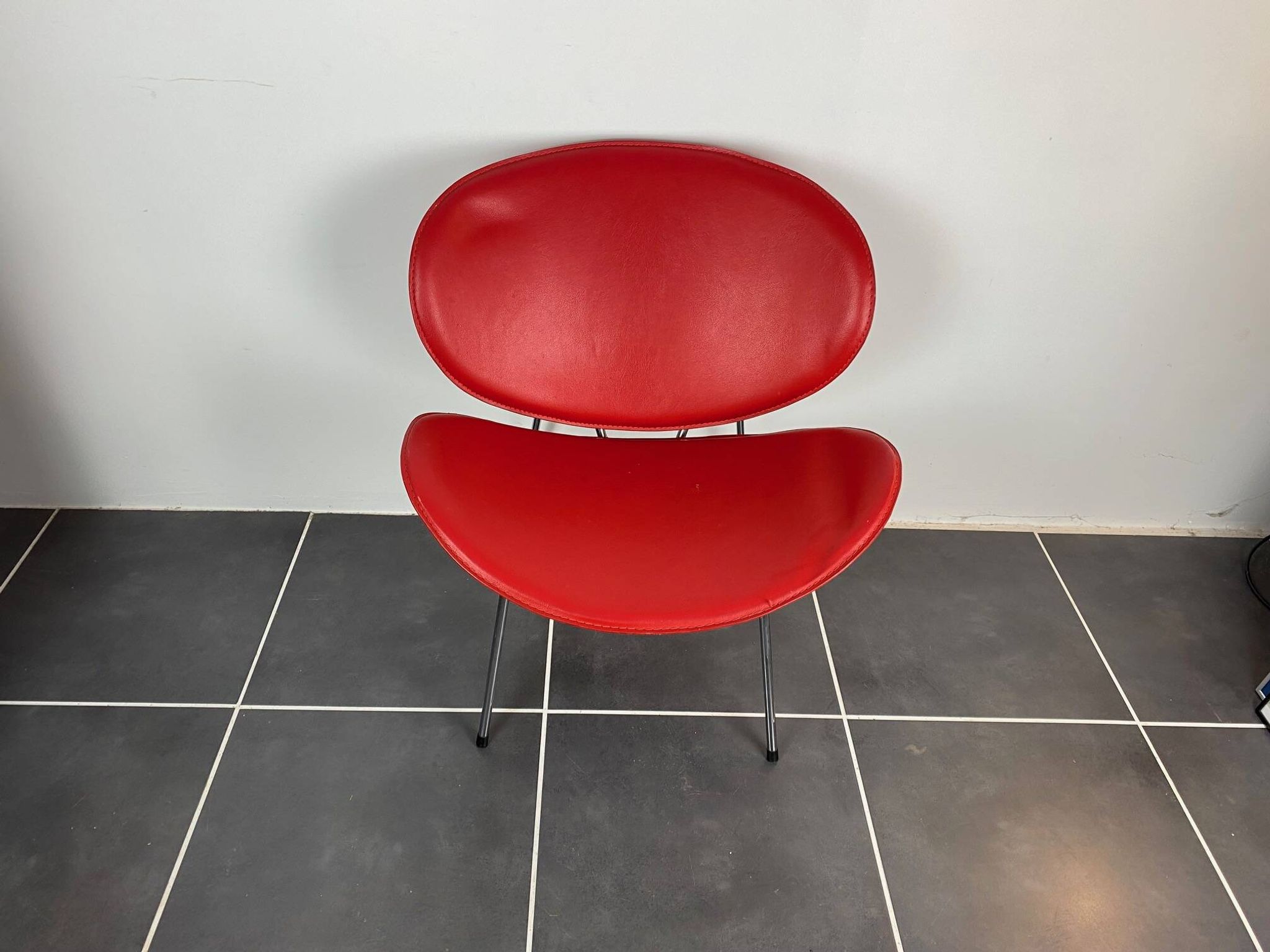 Fauteuil lounge rouge style Pierre Paulin 1980
