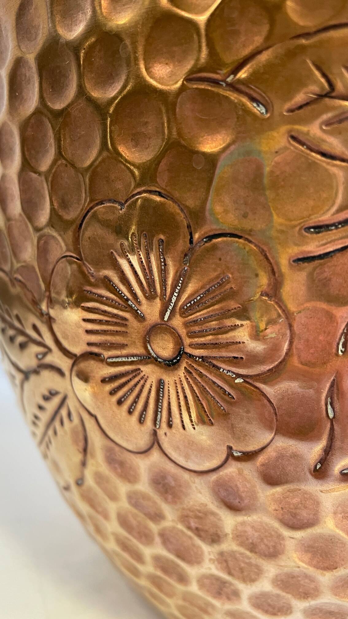 Large planter by villedieu in brass 1970s - 1980s