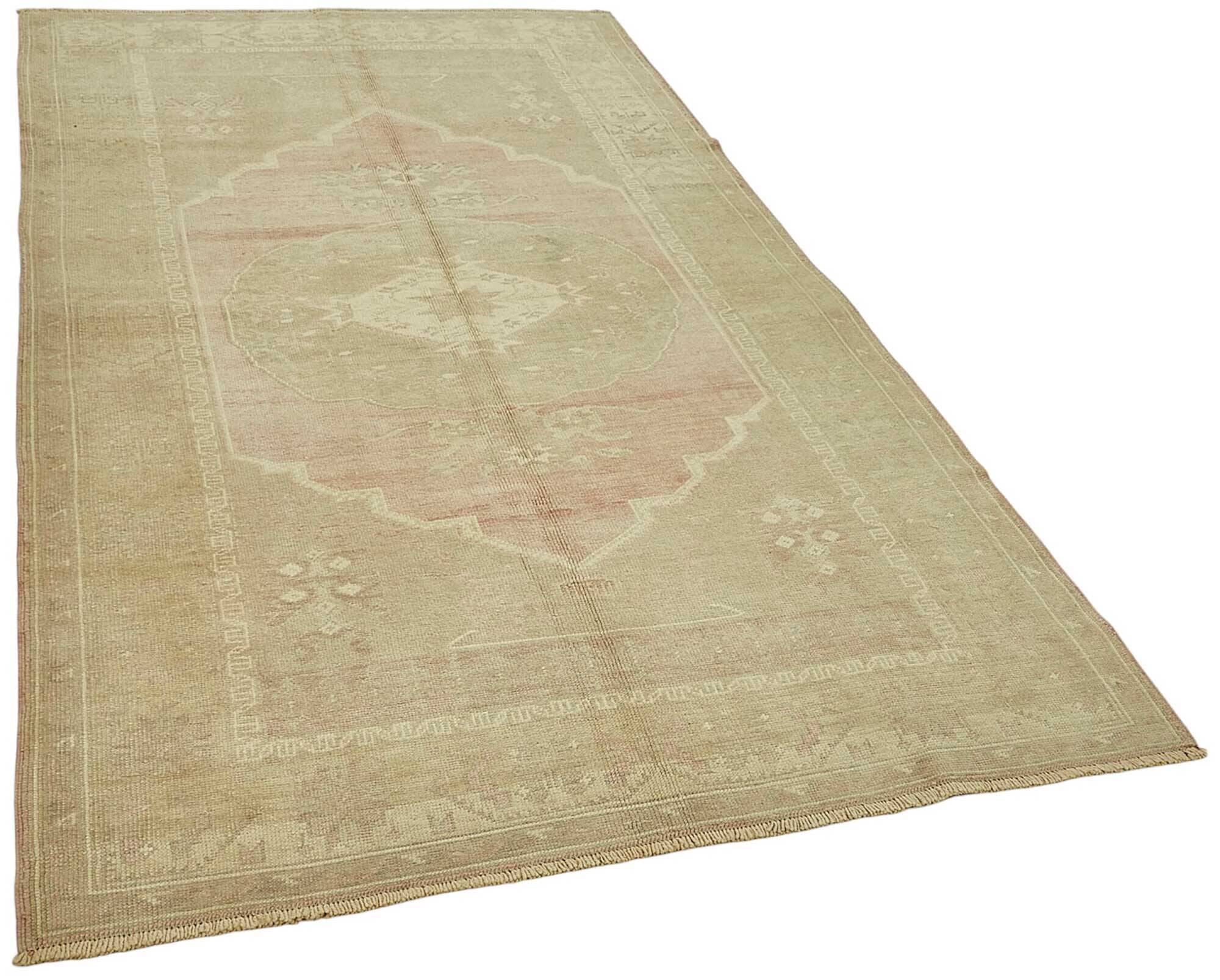 Turkish Vintage Anatolian Rug 156 cm x 270 cm