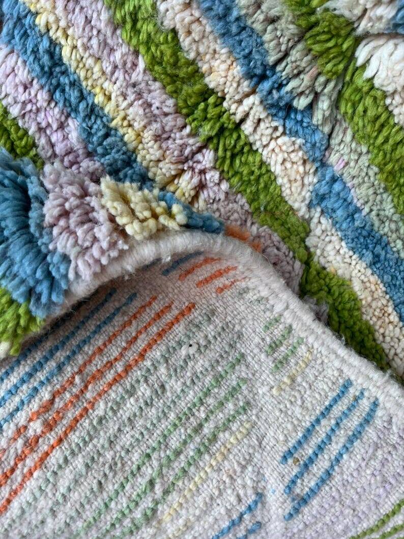 Handmade Moroccan rug 250cm x 150cm