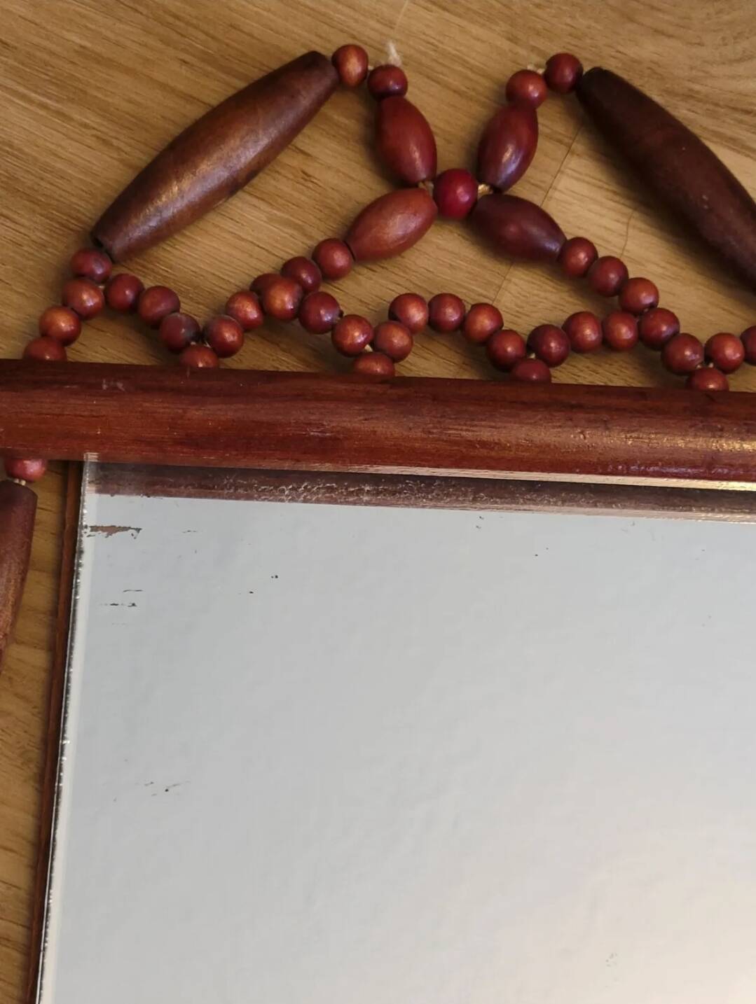 Miroir bohème vintage en perles de bois