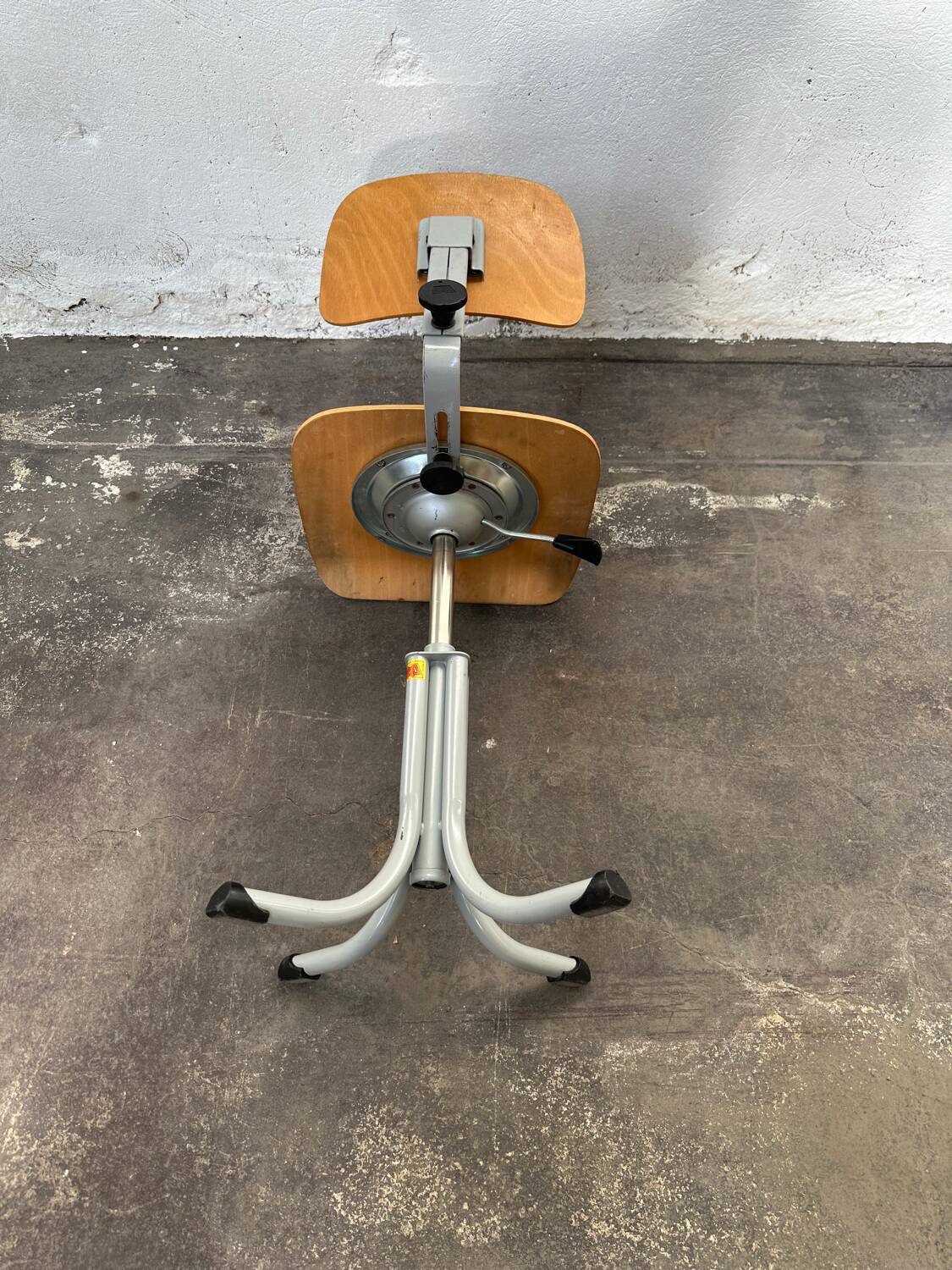BAO industrial chair