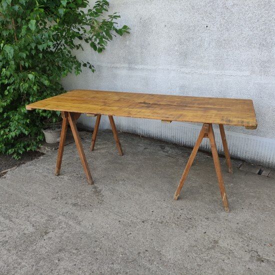 Table de marché, plateau et tréteaux