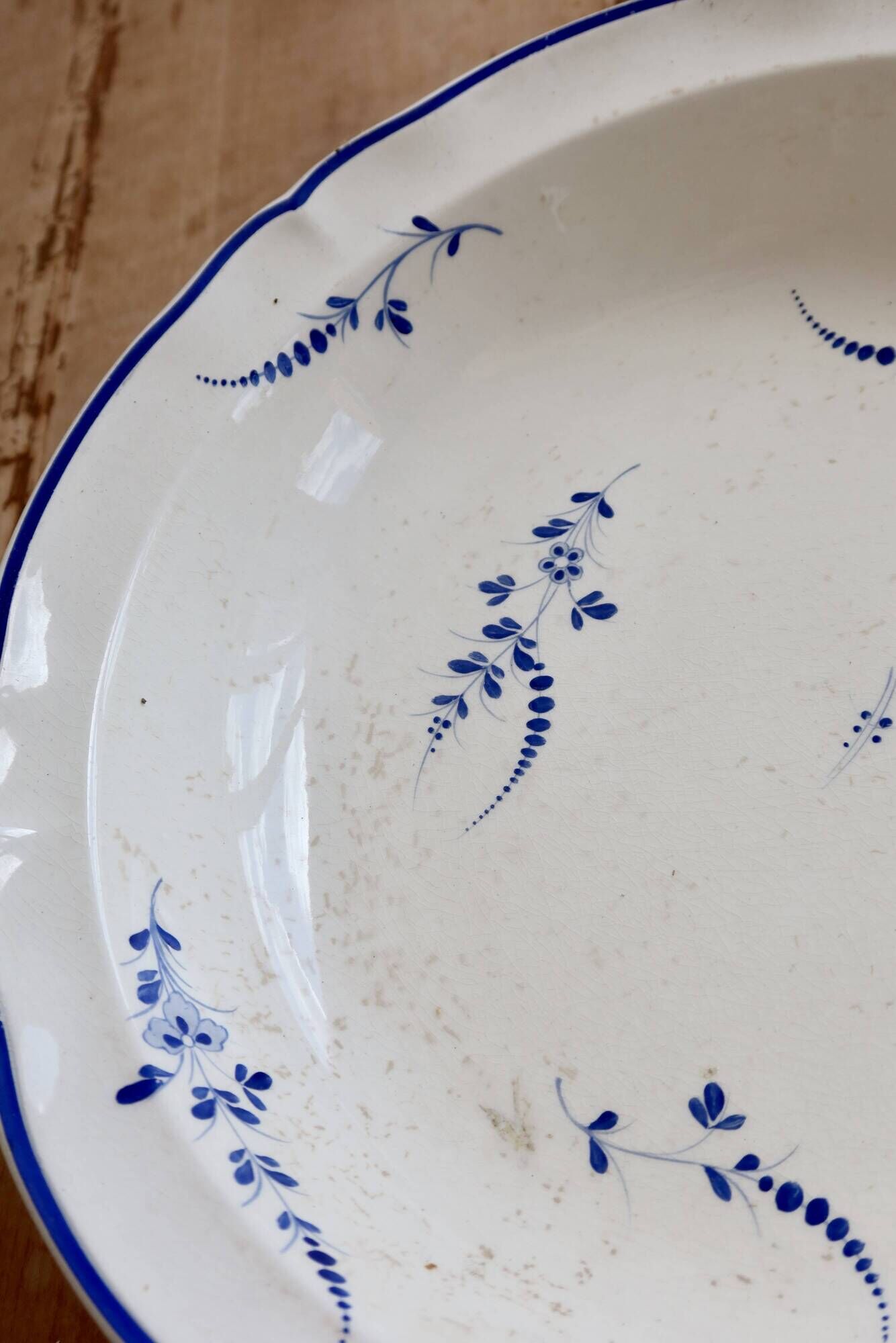 Vintage Lunéville K&G ivory earthenware shallow dish - Blue floral decoration