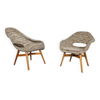 2 fauteuils de Miroslav Navratil