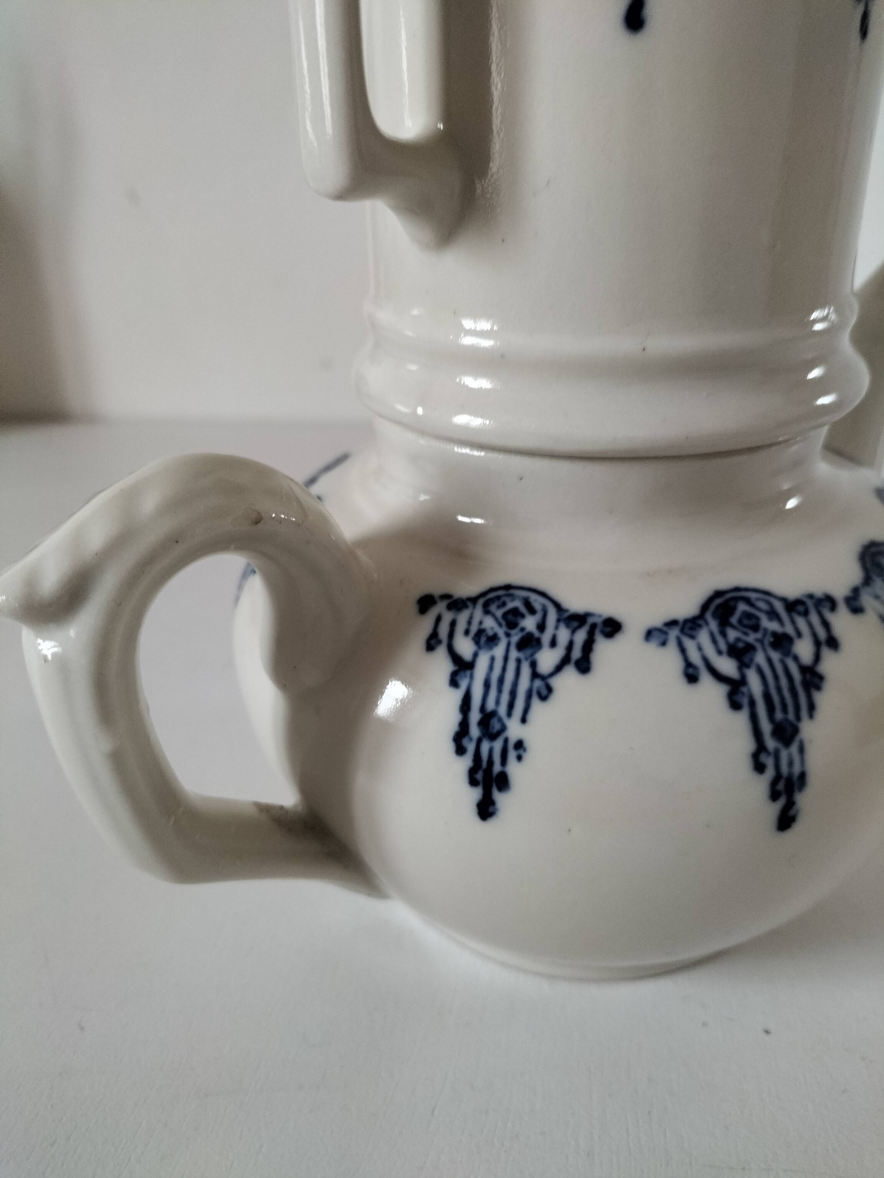 Saint Uze teapot or herbal tea maker