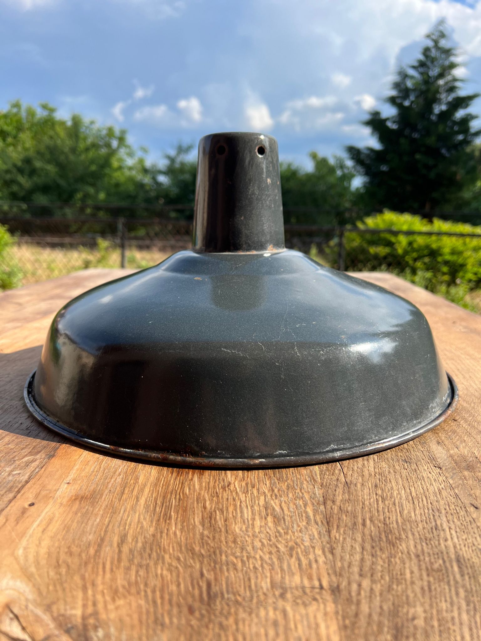 Industrial enamelled sheet metal lampshade