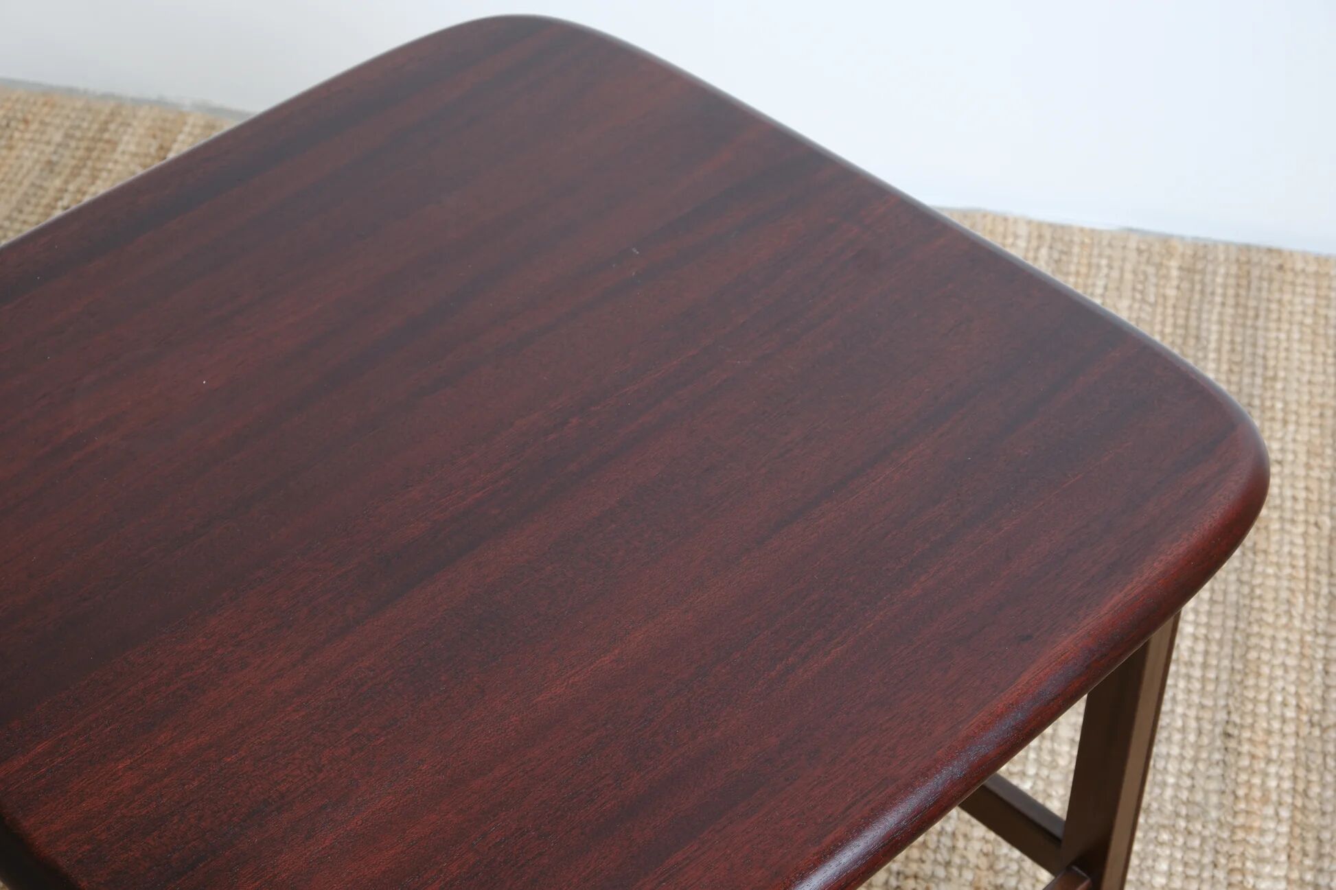 Table basse en acajou danois