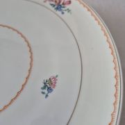 Dish on pedestal, Limoges porcelain, Albert Vignaud manufacture A565