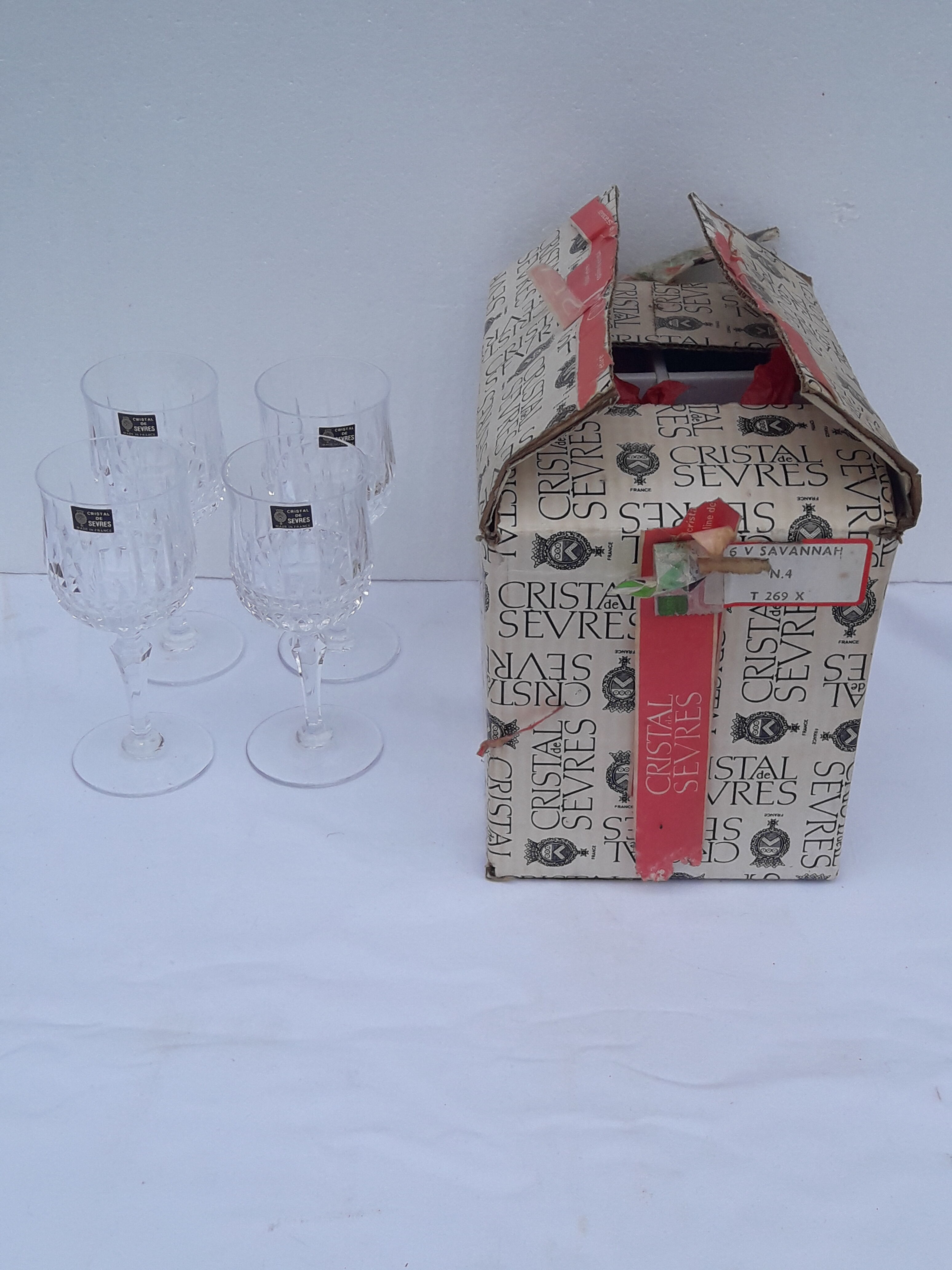 4 wine glasses stamped Crystal de Sèvres model Savannah H 16 cm