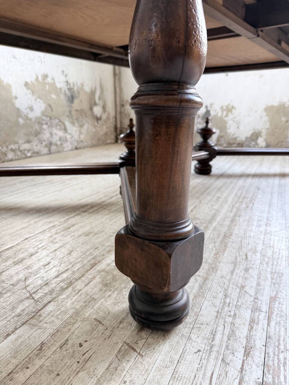 Oak table in Louis XIV style 1900