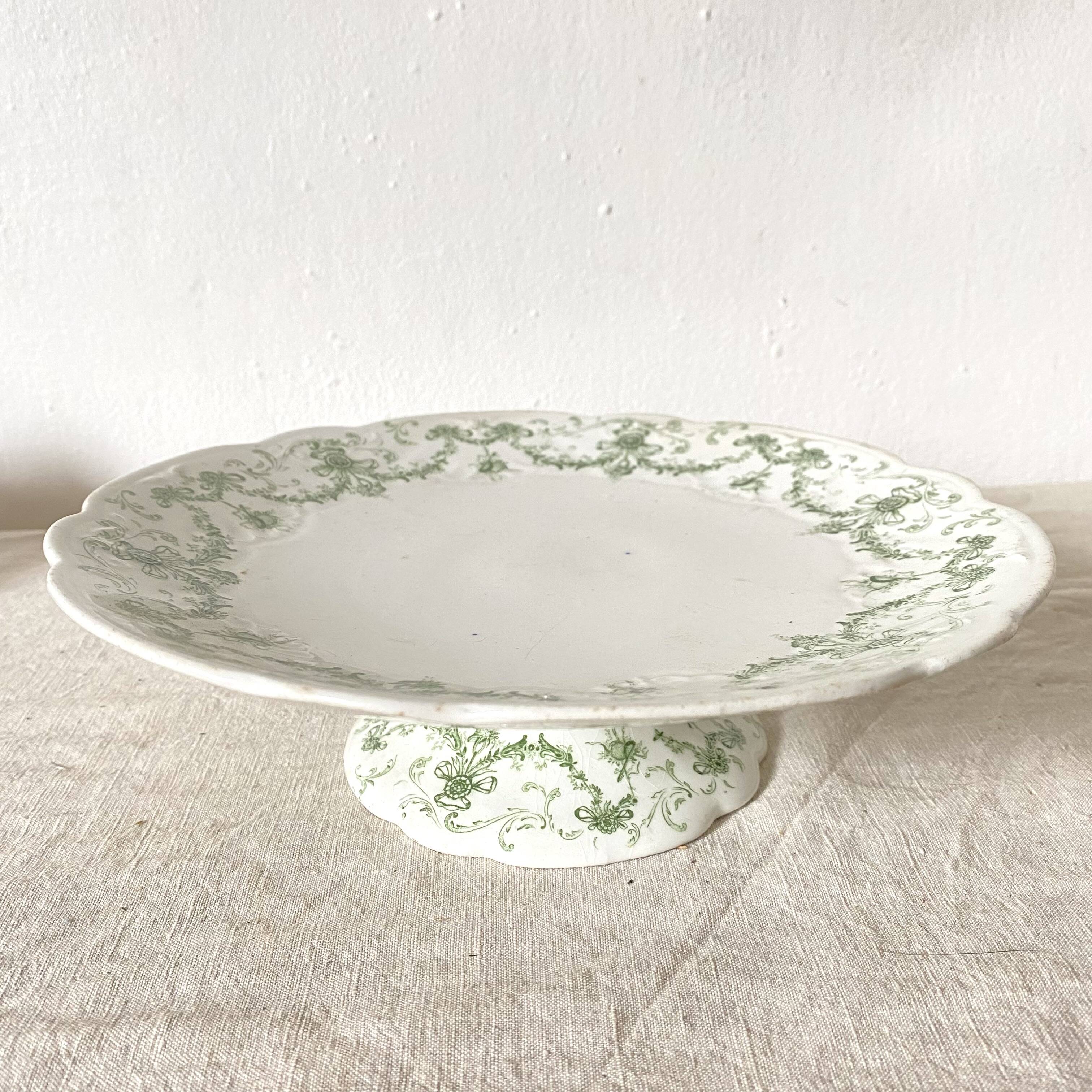 Standing dish, English porcelain compotier Ridgway