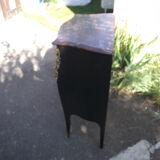 Chest of drawers between two Louis XV style late 19th early 20th.