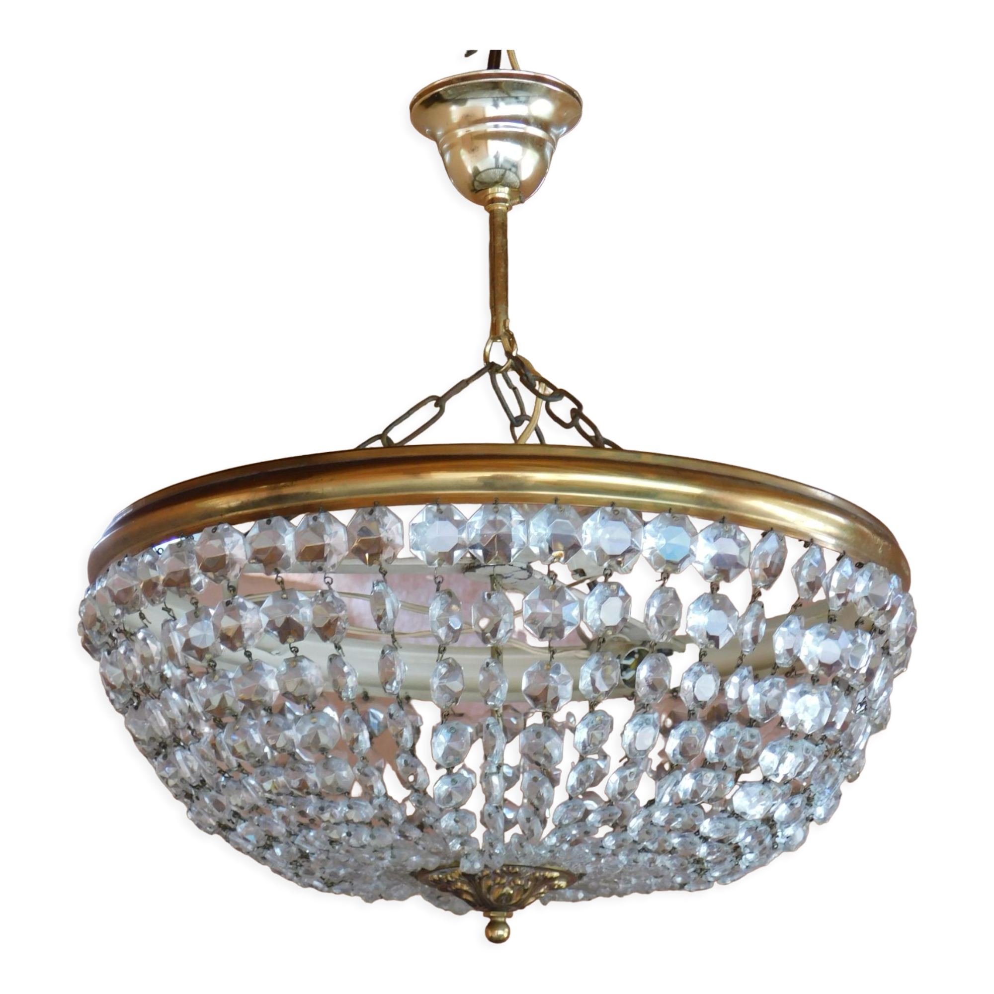 Ceiling chandelier with tassels