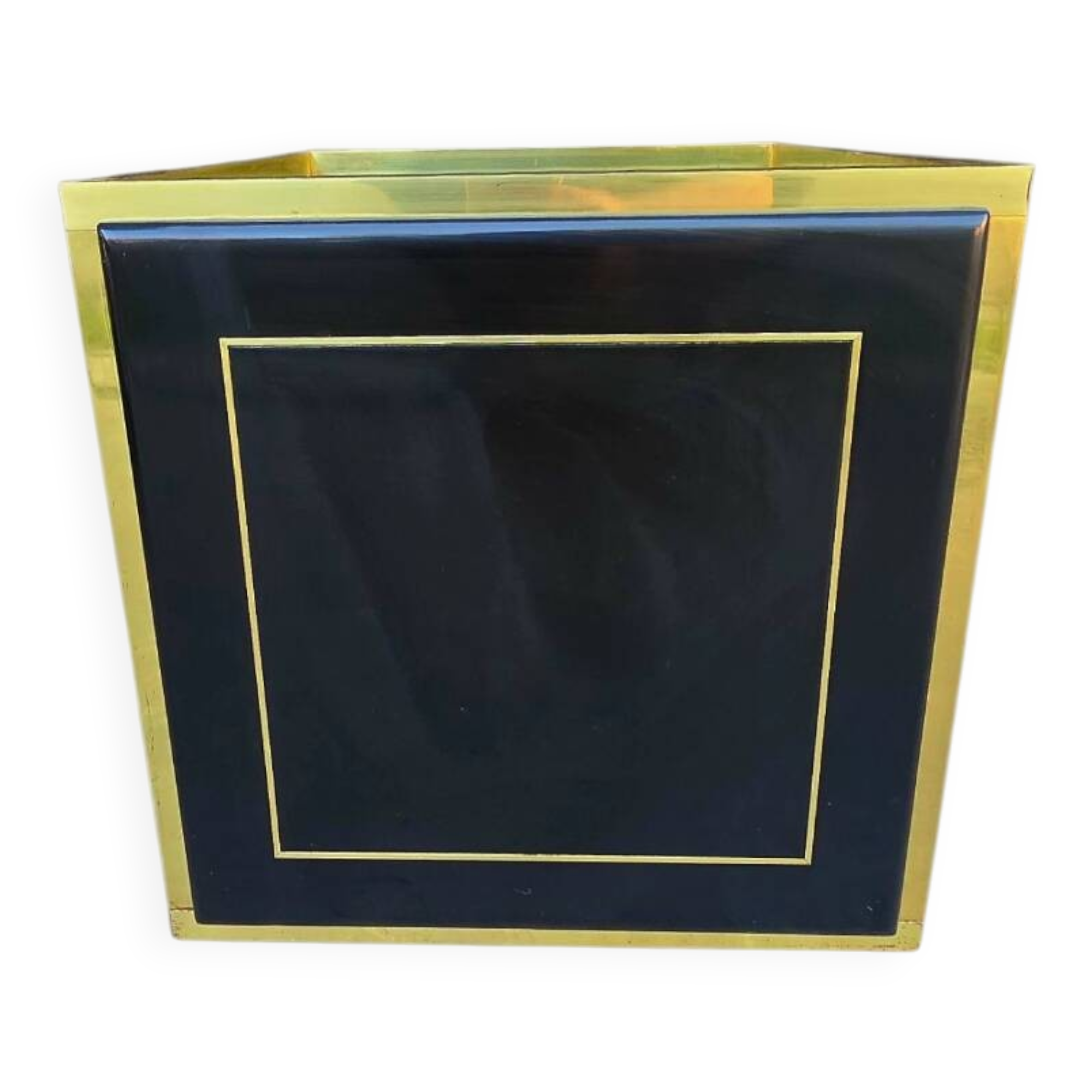 Brass cache-pot & black lacquer – attributed to Claude Mahey – circa 1970