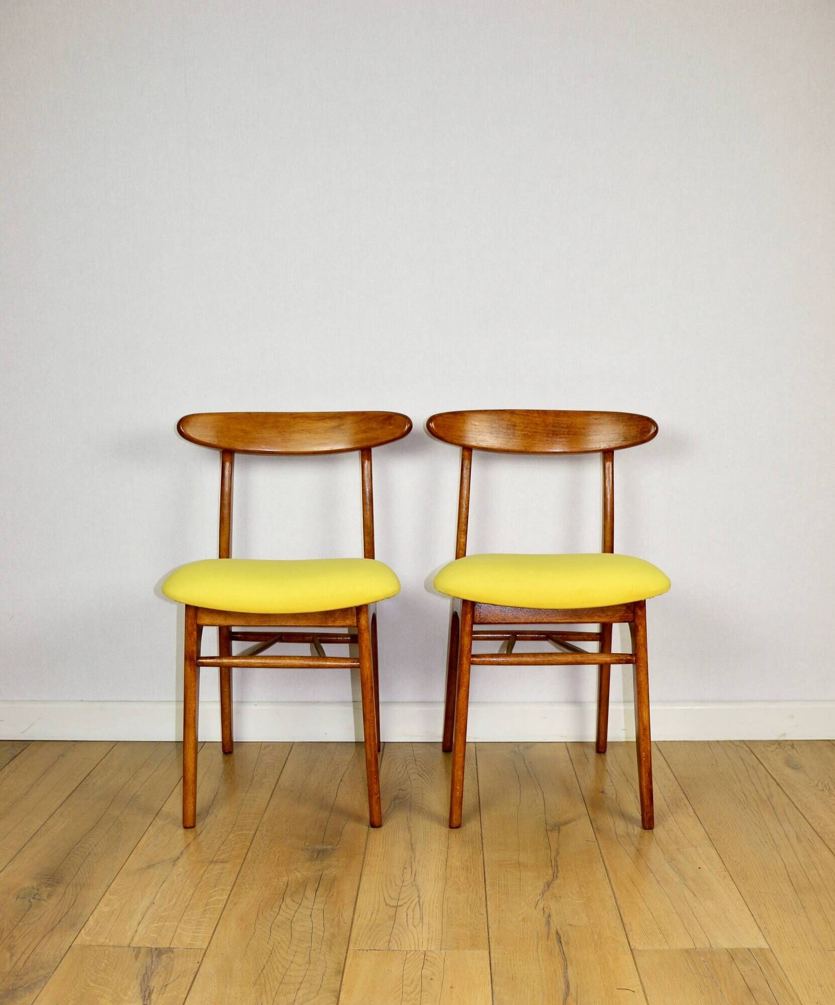 Hałas vintage chair yellow vintage - set of 4