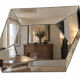 Grand miroir  mural asymétrique au design à multiple facettes Italien